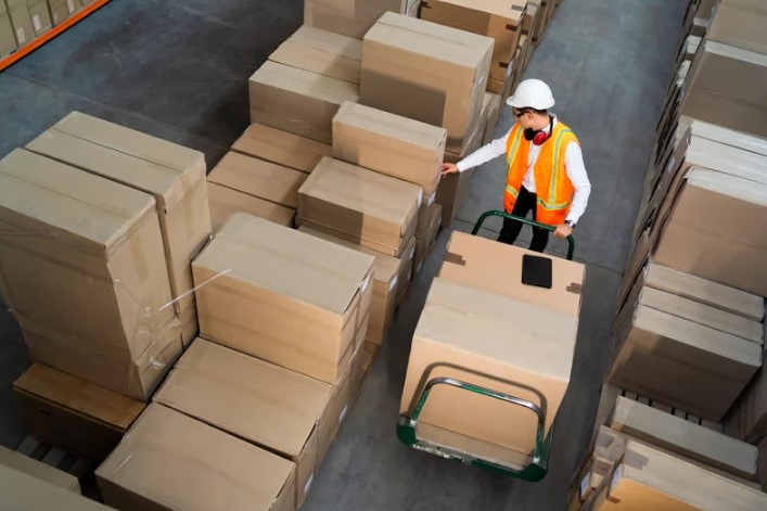 The Benefits of Conveyor Automation During the Holiday Season The Benefits of Conveyor Automation During the Holiday Season