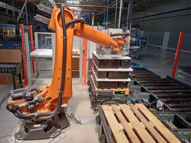 What is a robotic depalletizer, and what does it do What is a robotic depalletizer, and what does it do