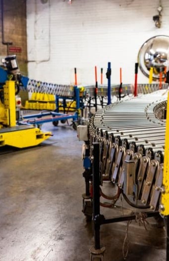 curved conveyor in a warehouse